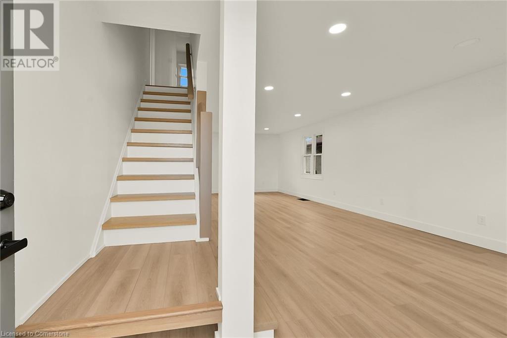 546 Woodward Avenue, Hamilton, Ontario  L8H 6P1 - Photo 10 - 40660866