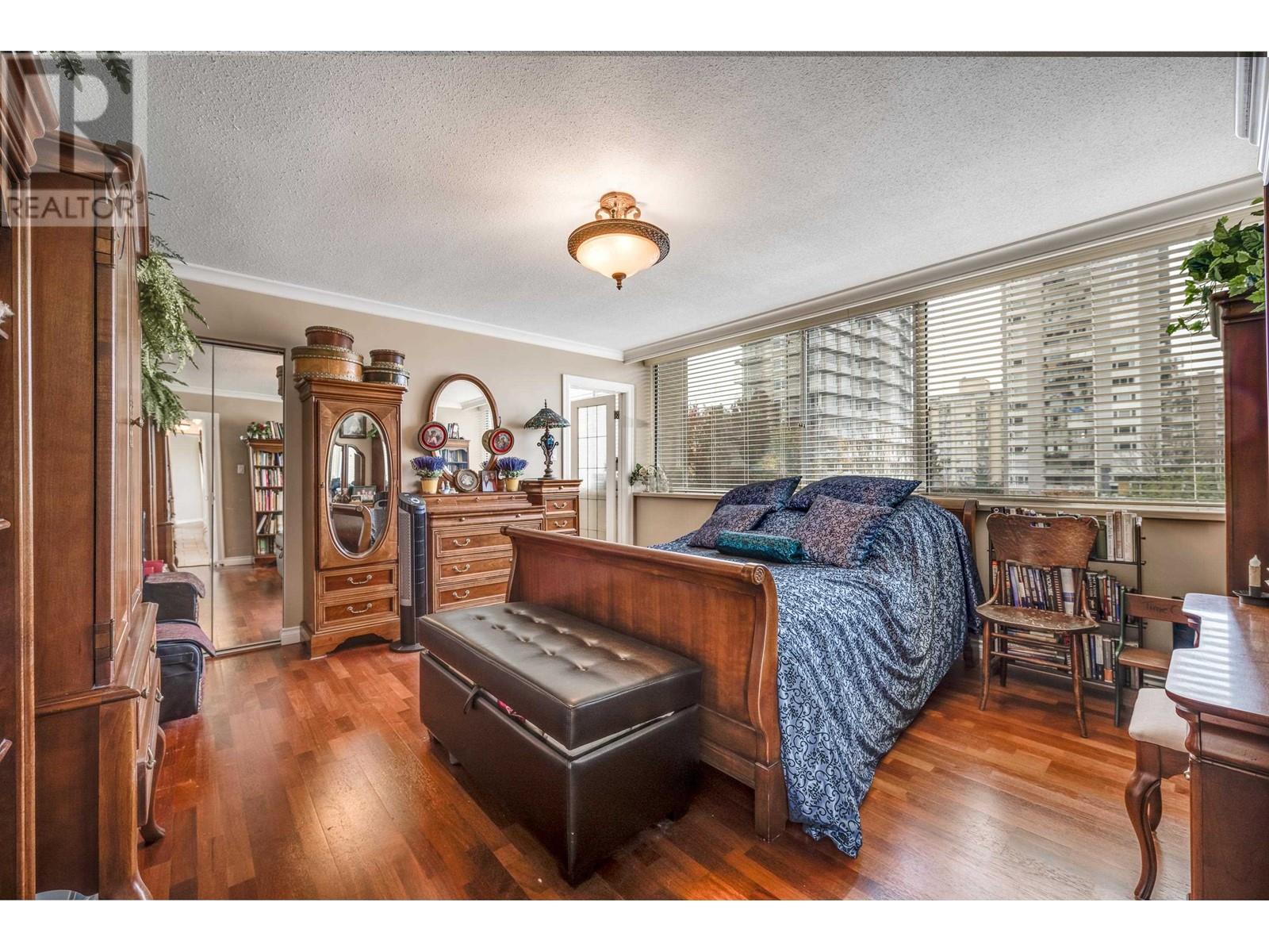 Listing Picture 15 of 31 : 404 1835 MORTON AVENUE, Vancouver / 溫哥華 - 魯藝地產 Yvonne Lu Group - MLS Medallion Club Member