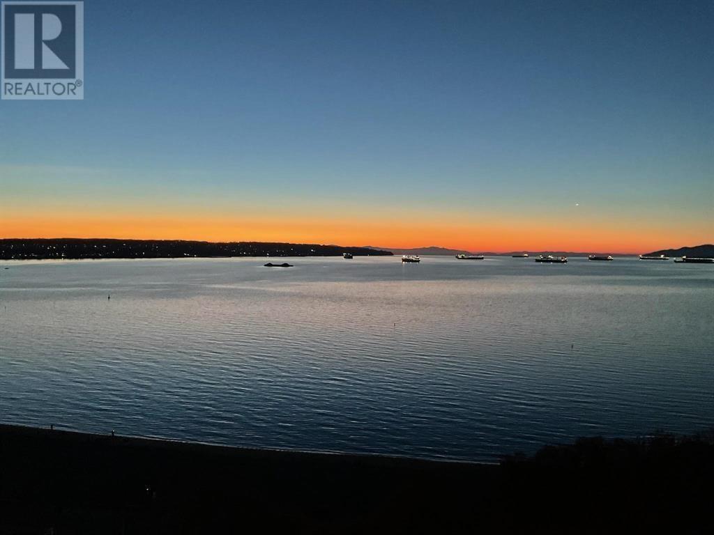 Listing Picture 8 of 31 : 404 1835 MORTON AVENUE, Vancouver / 溫哥華 - 魯藝地產 Yvonne Lu Group - MLS Medallion Club Member