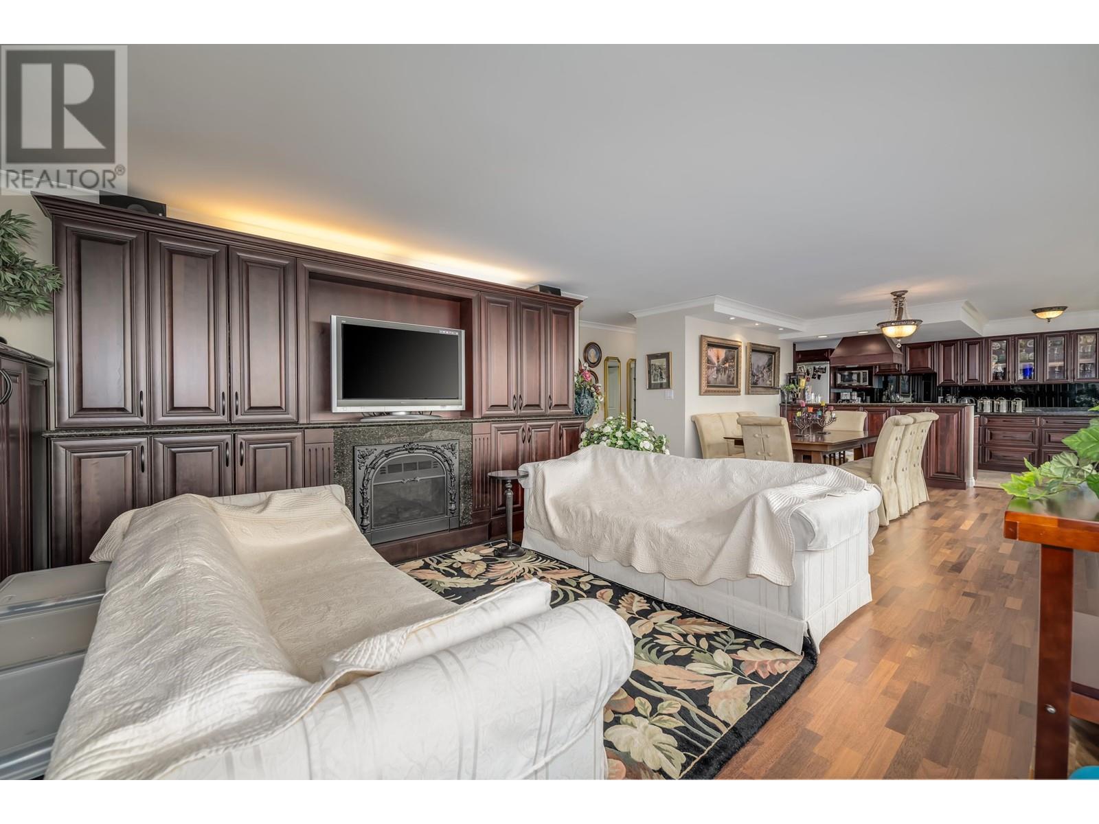 Listing Picture 25 of 31 : 404 1835 MORTON AVENUE, Vancouver / 溫哥華 - 魯藝地產 Yvonne Lu Group - MLS Medallion Club Member