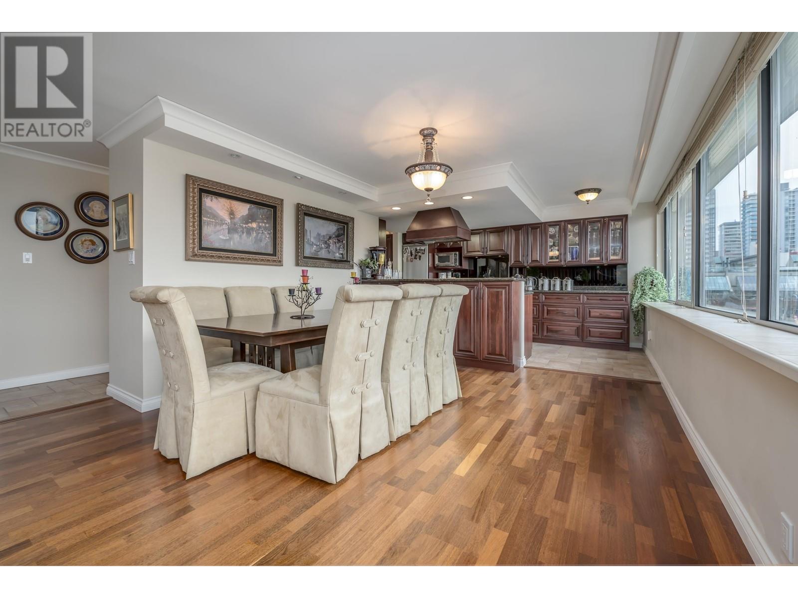 Listing Picture 22 of 31 : 404 1835 MORTON AVENUE, Vancouver / 溫哥華 - 魯藝地產 Yvonne Lu Group - MLS Medallion Club Member