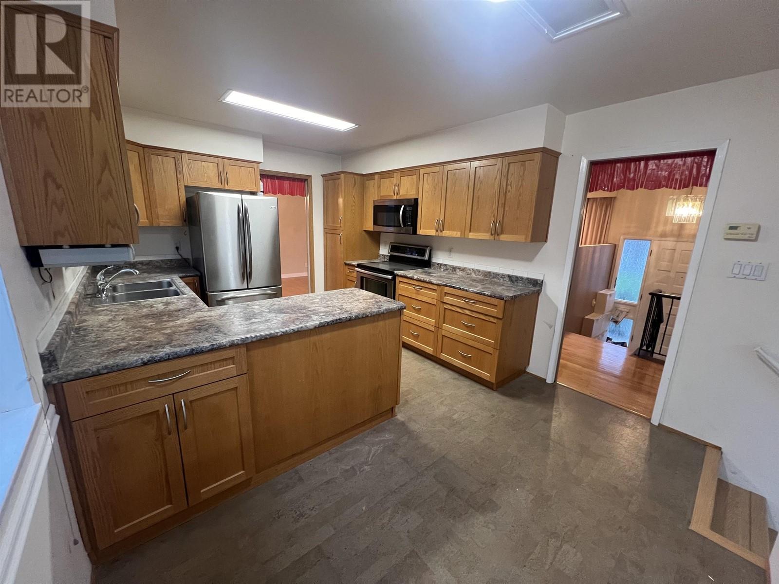 Property at 4651 LARKSPUR AVENUE image 2