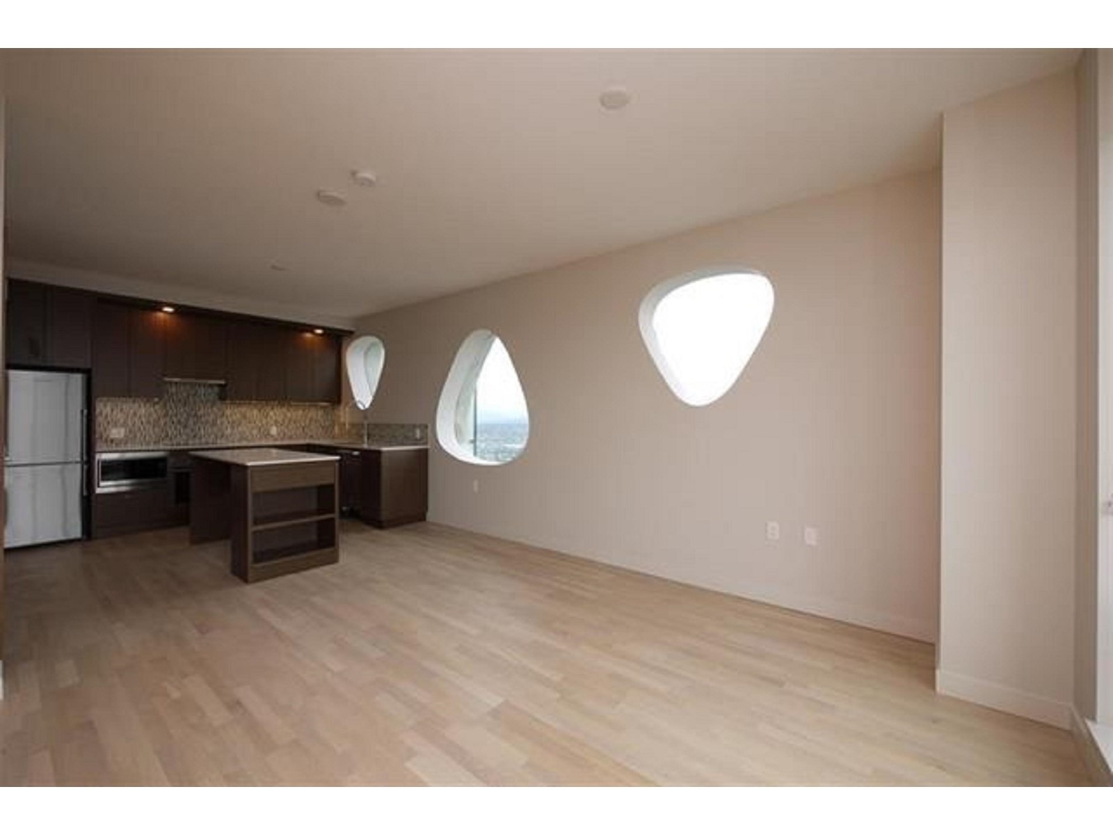 5001 13495 Central Avenue, Surrey, British Columbia  V3T 0K2 - Photo 6 - R2944044