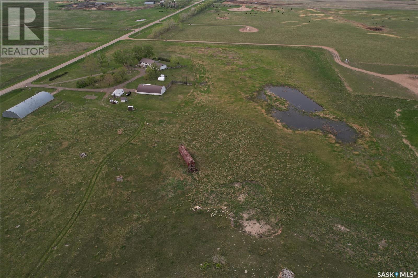 Ernst Acreage, Lomond Rm No. 37, Saskatchewan  S4H 3J9 - Photo 3 - SK988236