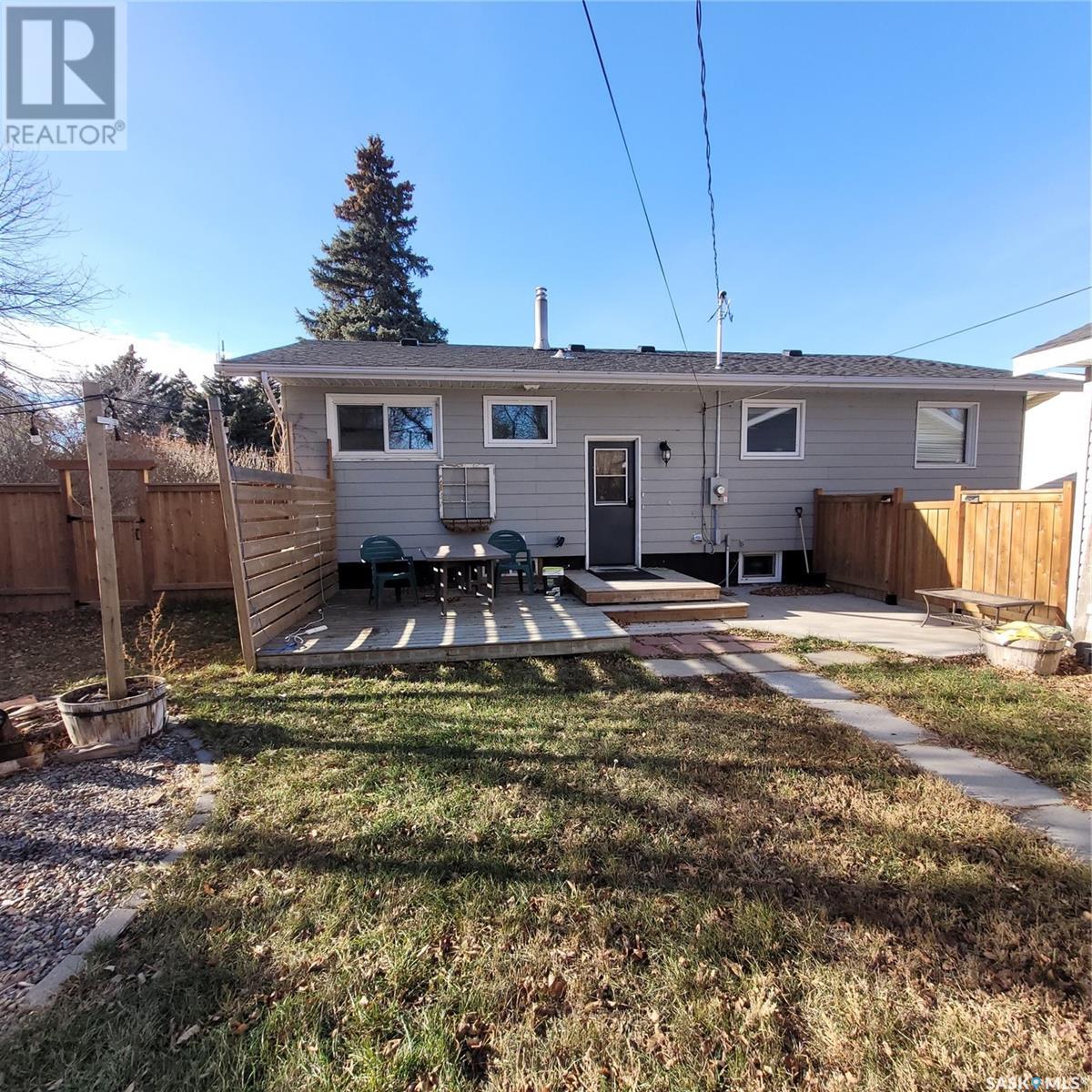 307 Birch Street, Caronport, Saskatchewan  S0H 0S0 - Photo 41 - SK988219