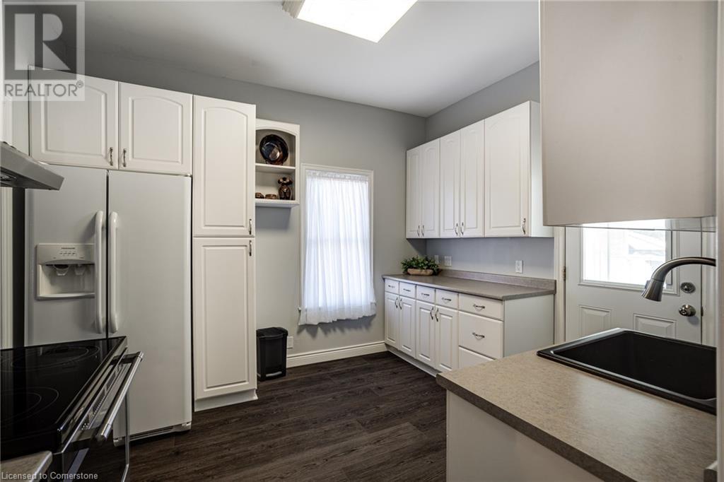 94 Pleasant Avenue, St. Catharines, Ontario  L2R 1Y1 - Photo 18 - 40677831