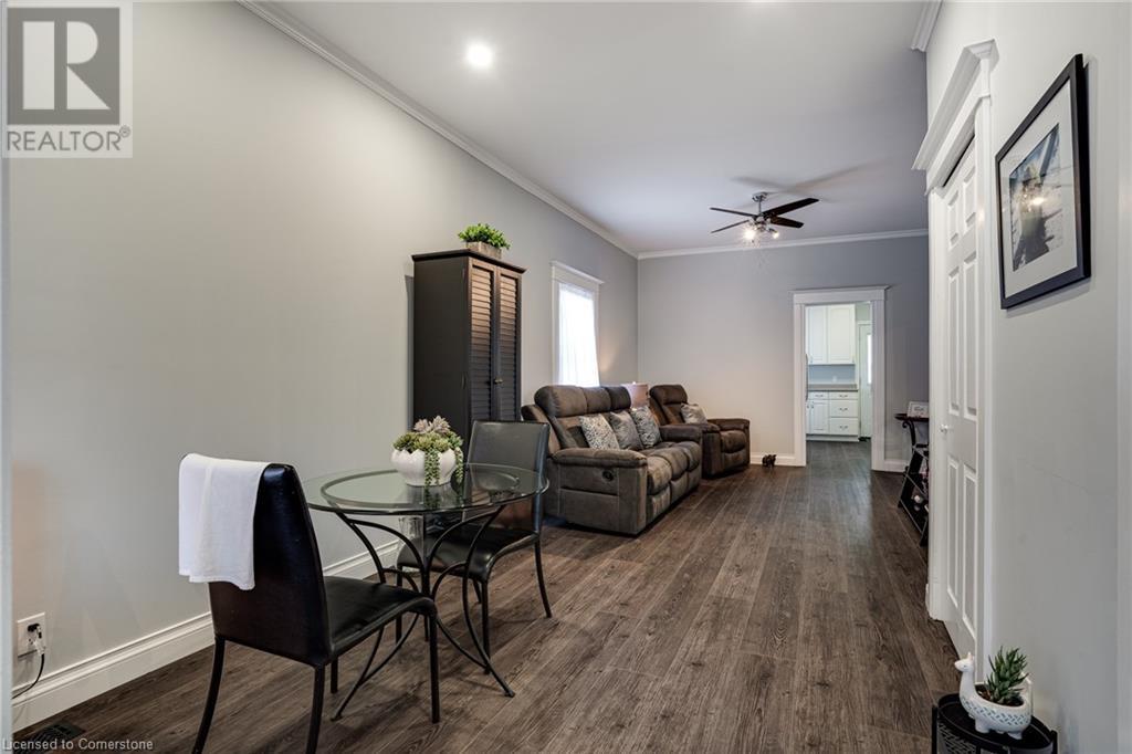 94 Pleasant Avenue, St. Catharines, Ontario  L2R 1Y1 - Photo 5 - 40677831