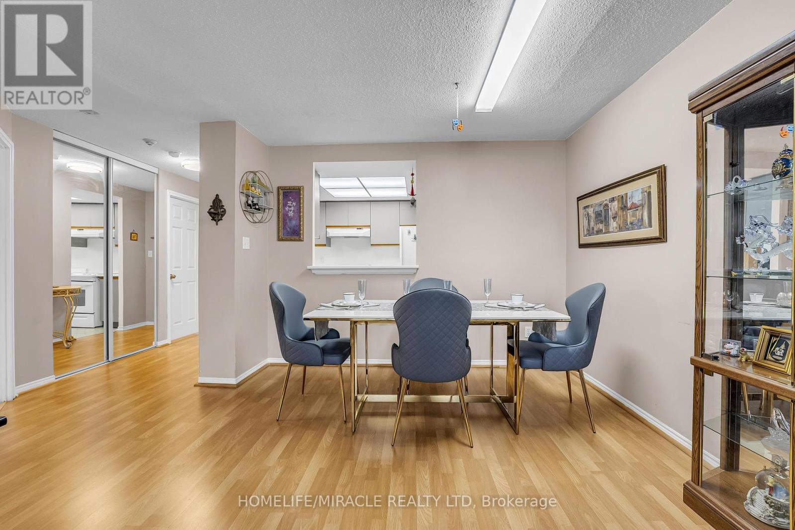 714 - 1001 Cedarglen Gate, Mississauga, Ontario  L5V 2X5 - Photo 16 - W10425068