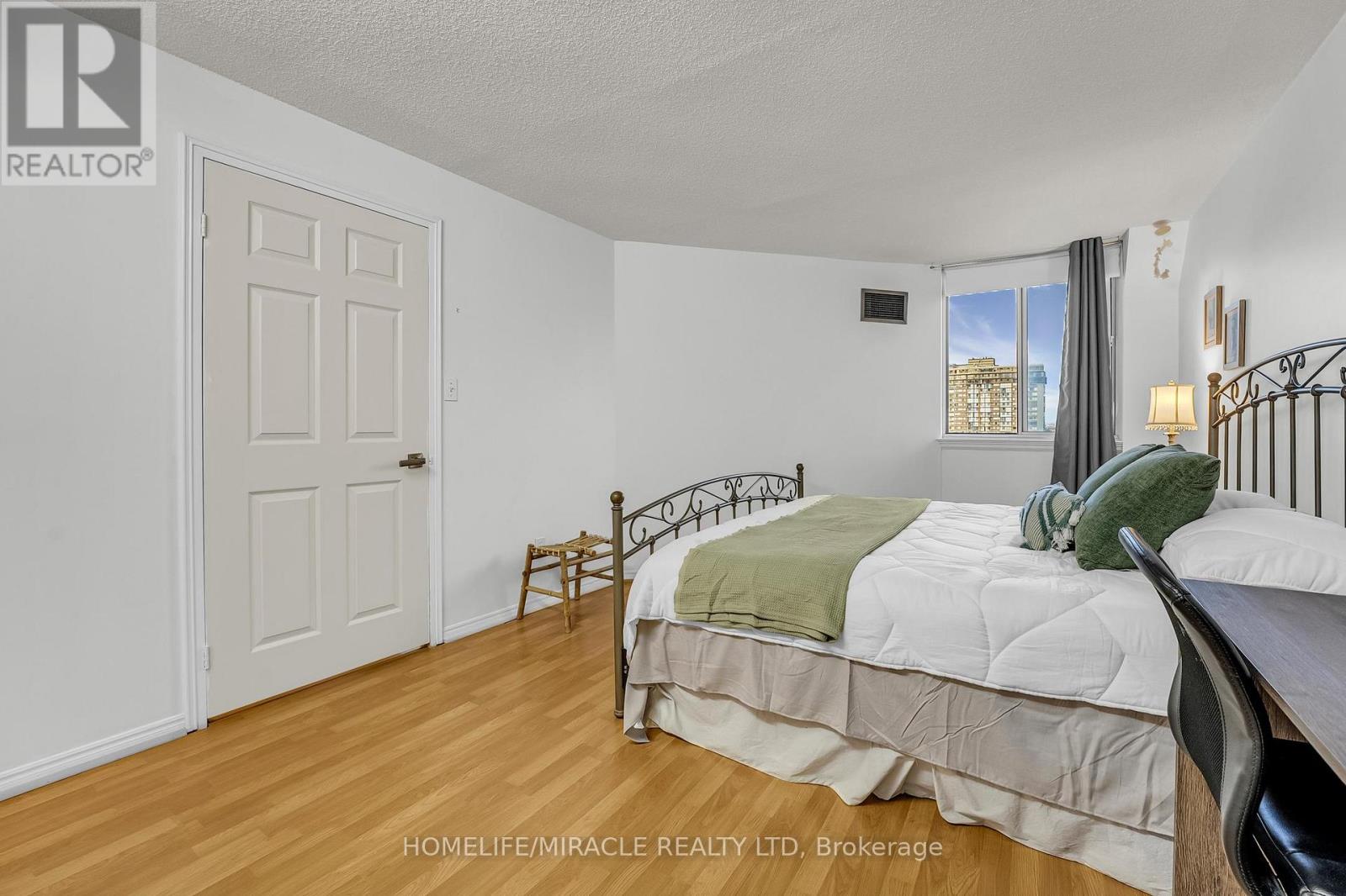 714 - 1001 Cedarglen Gate, Mississauga, Ontario  L5V 2X5 - Photo 20 - W10425068