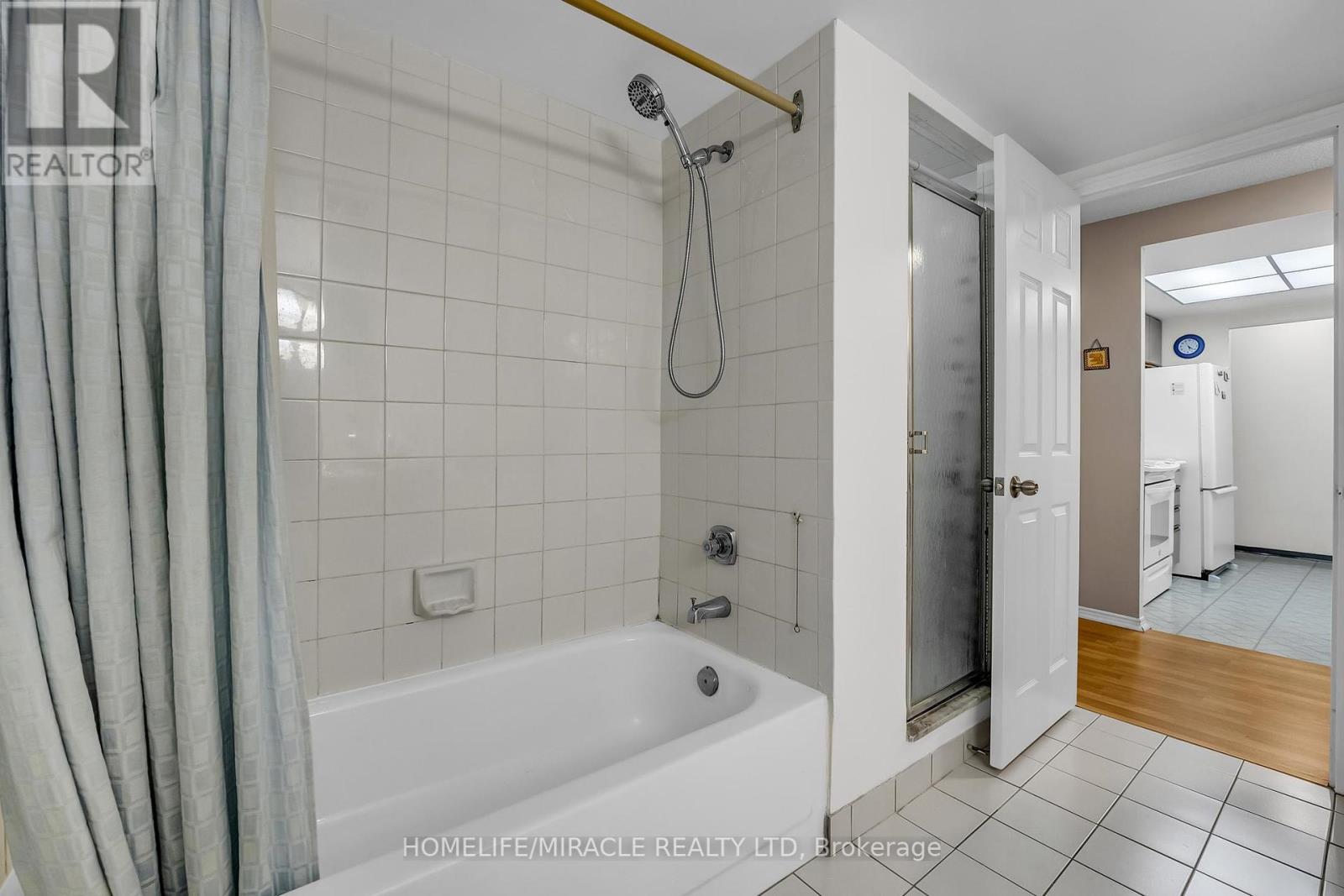 714 - 1001 Cedarglen Gate, Mississauga, Ontario  L5V 2X5 - Photo 22 - W10425068