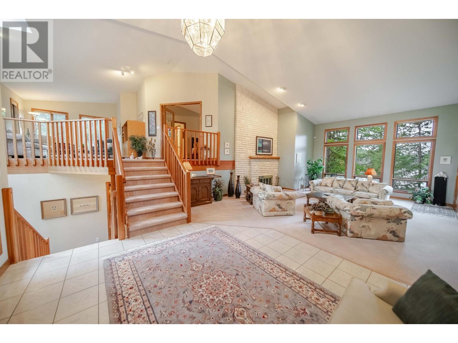 3023 Westside Road, Moyie, British Columbia  V0B 2A0 - Photo 14 - 10327692