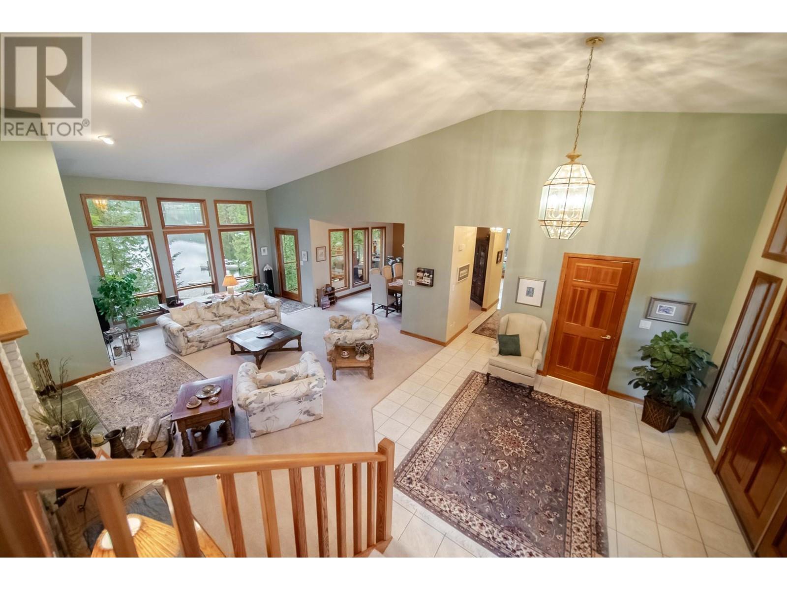 3023 Westside Road, Moyie, British Columbia  V0B 2A0 - Photo 13 - 10327692