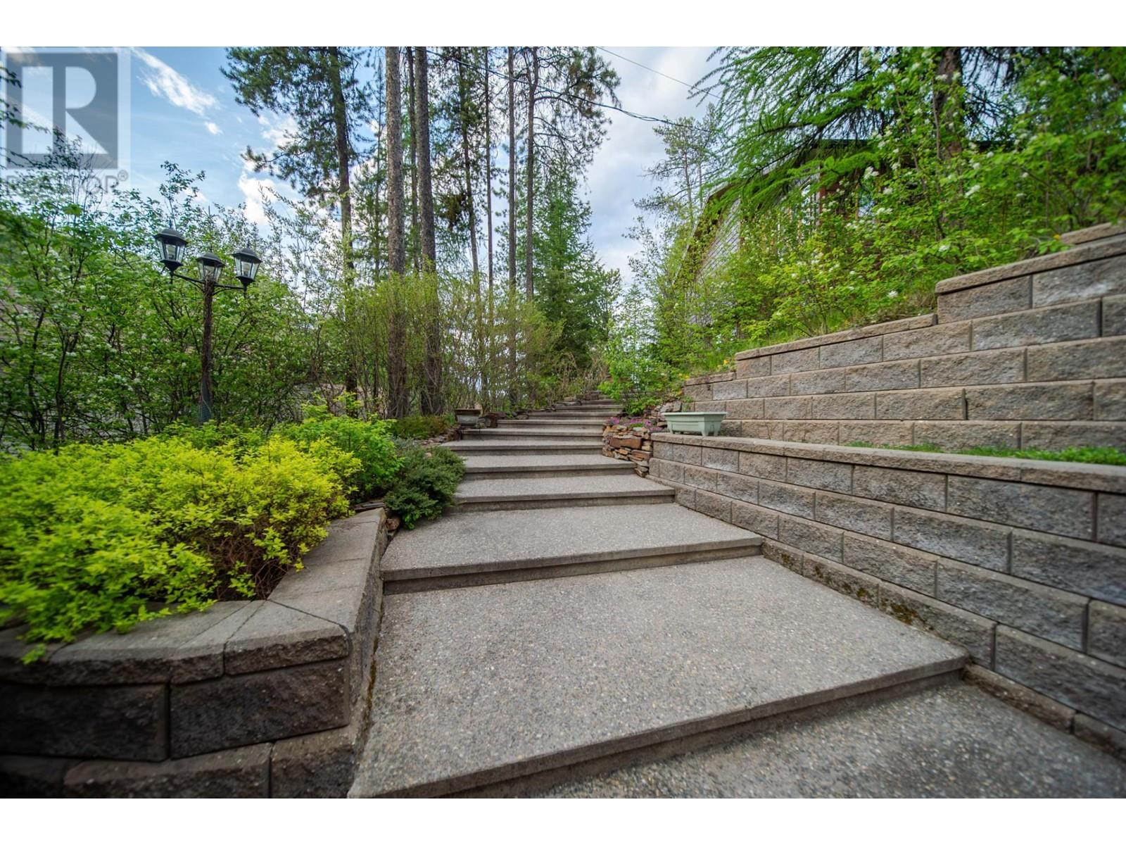 3023 Westside Road, Moyie, British Columbia  V0B 2A0 - Photo 68 - 10327692
