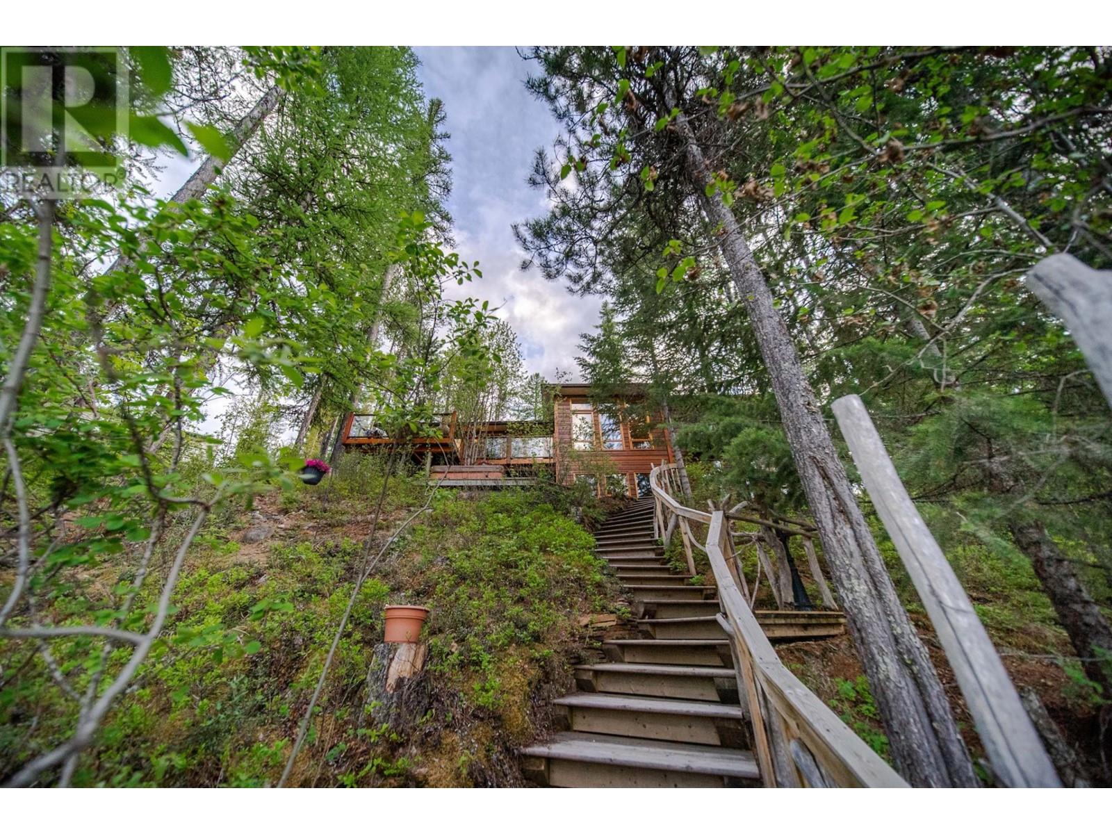 3023 Westside Road, Moyie, British Columbia  V0B 2A0 - Photo 60 - 10327692