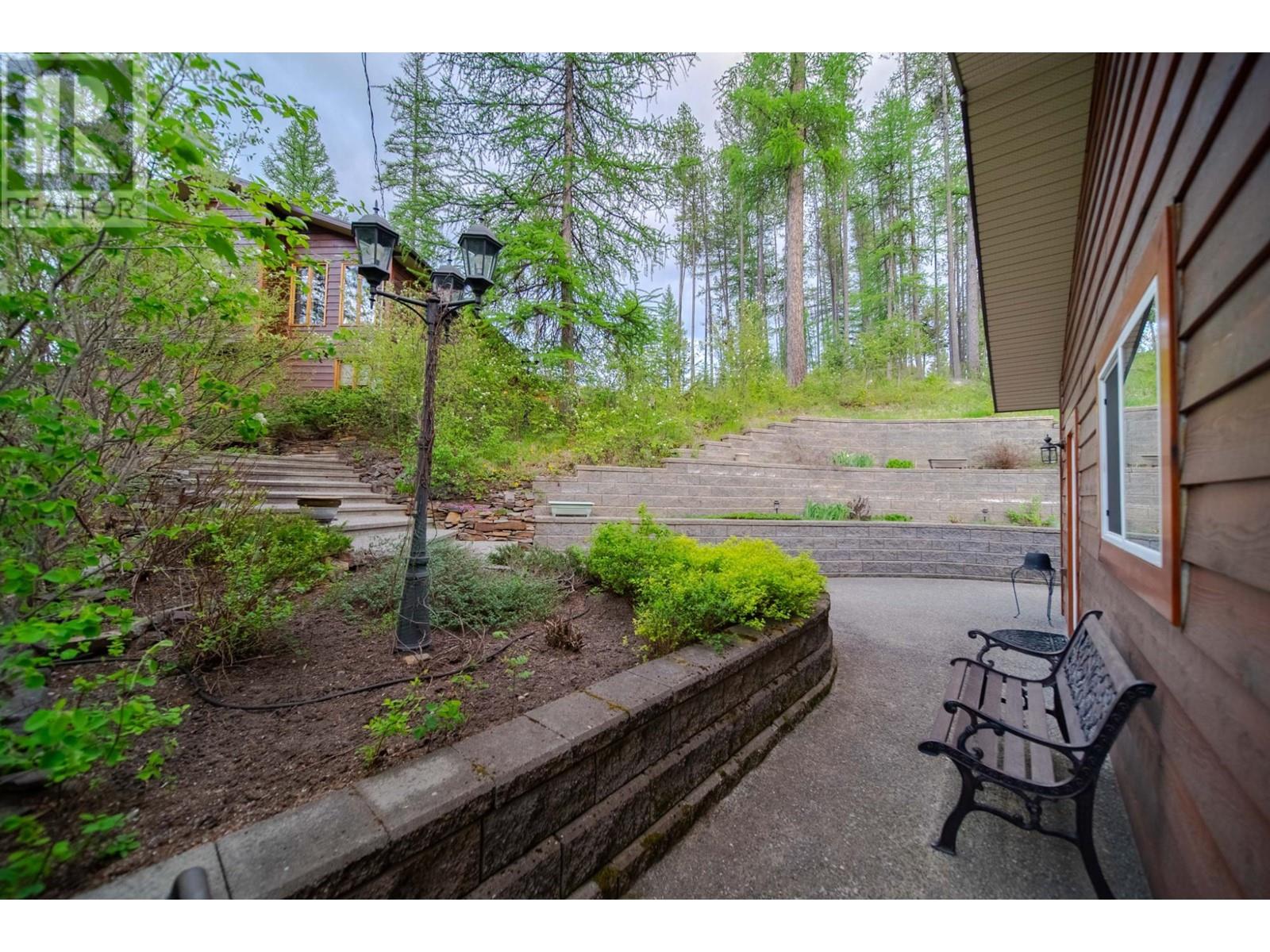 3023 Westside Road, Moyie, British Columbia  V0B 2A0 - Photo 69 - 10327692