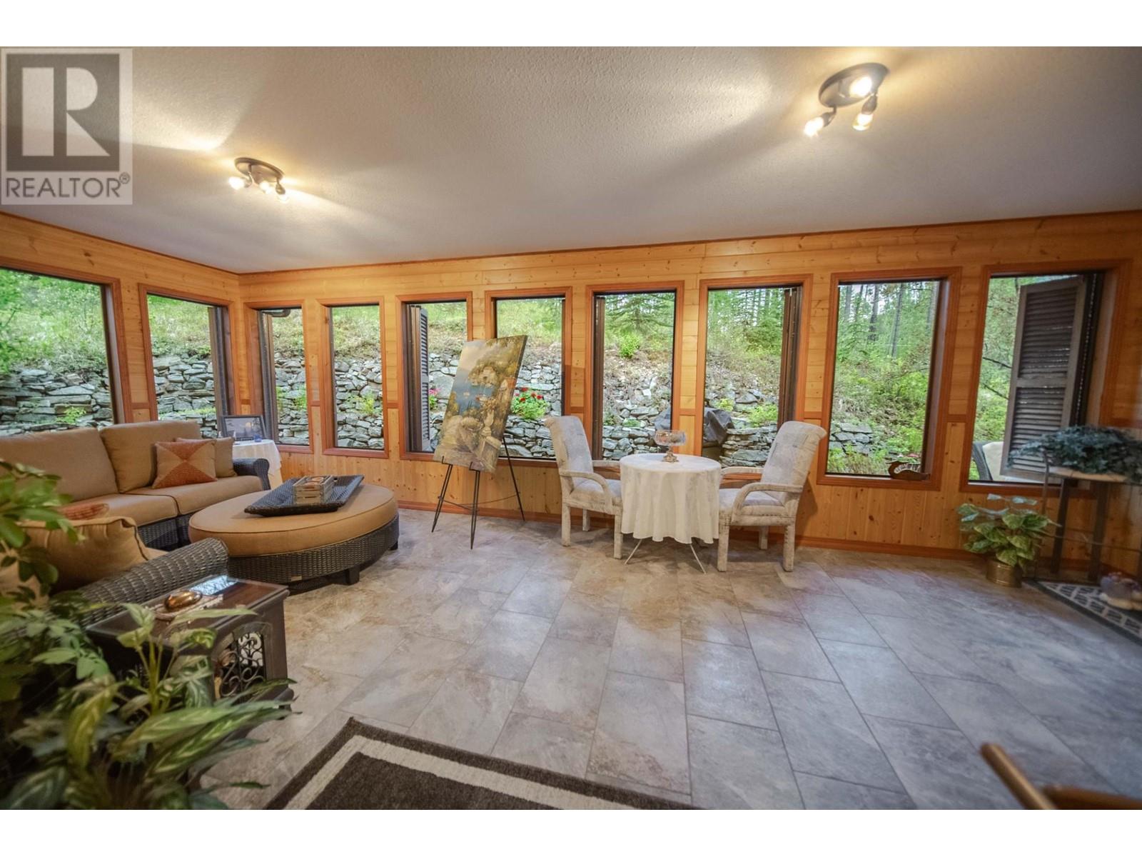 3023 Westside Road, Moyie, British Columbia  V0B 2A0 - Photo 49 - 10327692