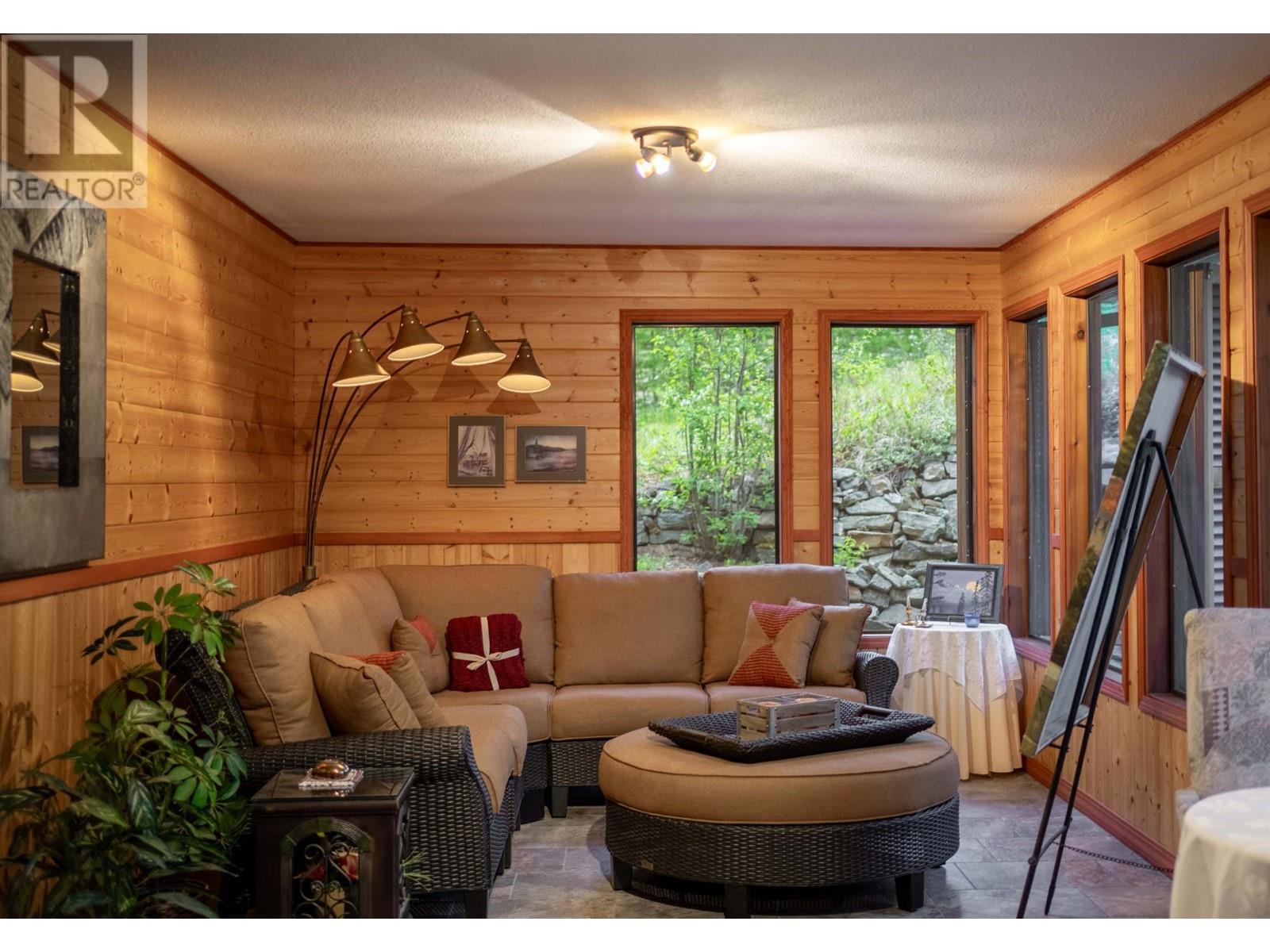 3023 Westside Road, Moyie, British Columbia  V0B 2A0 - Photo 51 - 10327692