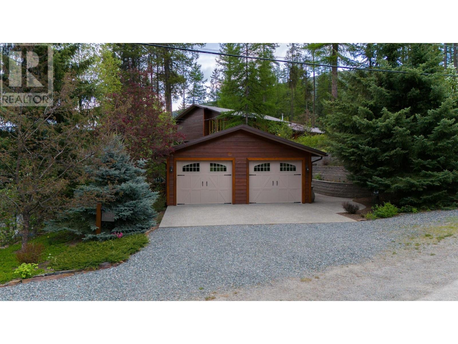 3023 Westside Road, Moyie, British Columbia  V0B 2A0 - Photo 75 - 10327692