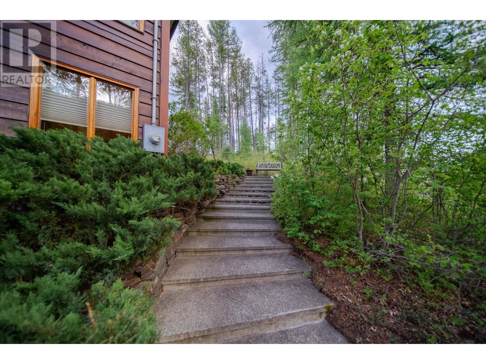 3023 Westside Road, Moyie, British Columbia  V0B 2A0 - Photo 71 - 10327692