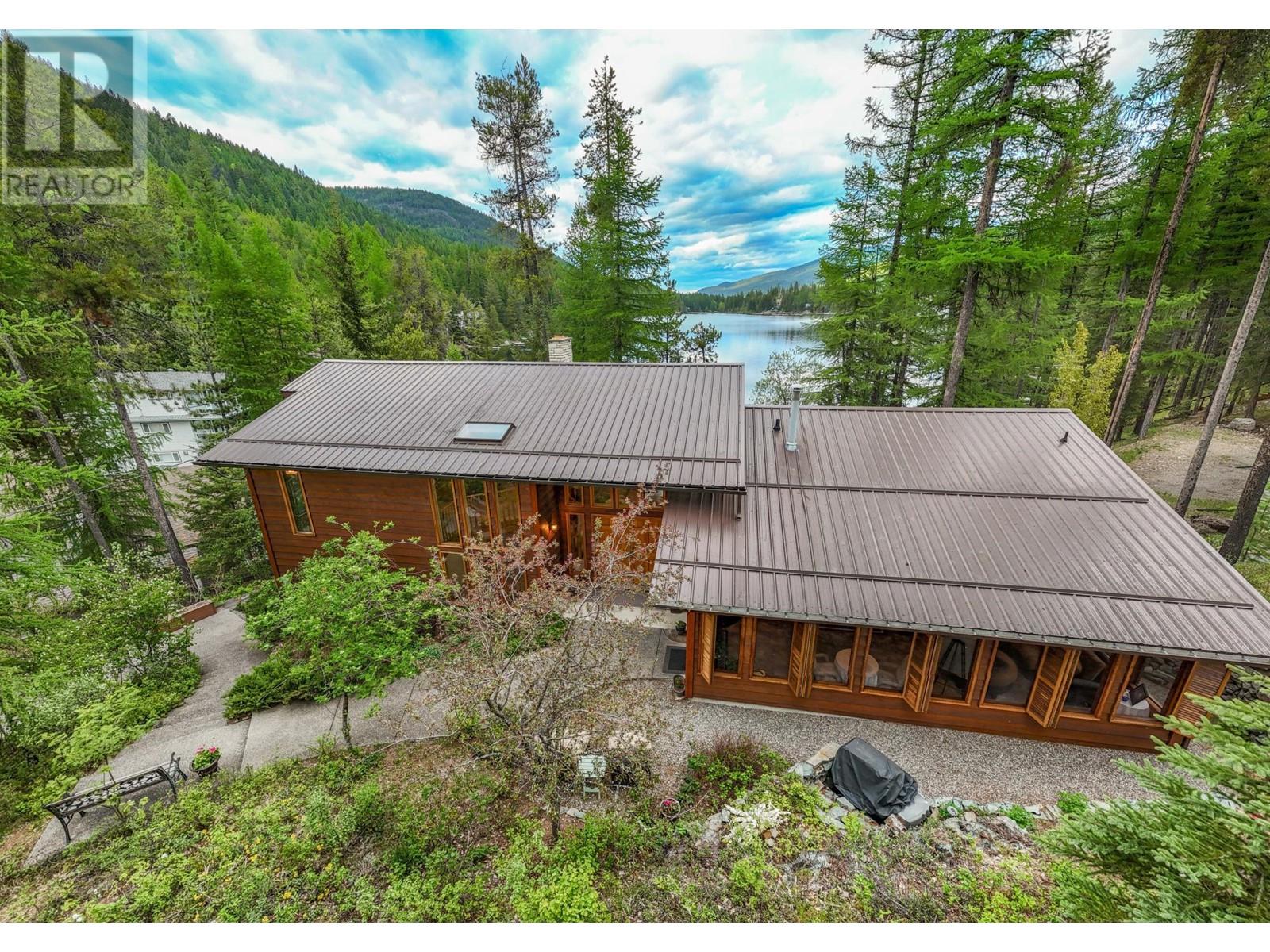 3023 Westside Road, Moyie, British Columbia  V0B 2A0 - Photo 64 - 10327692