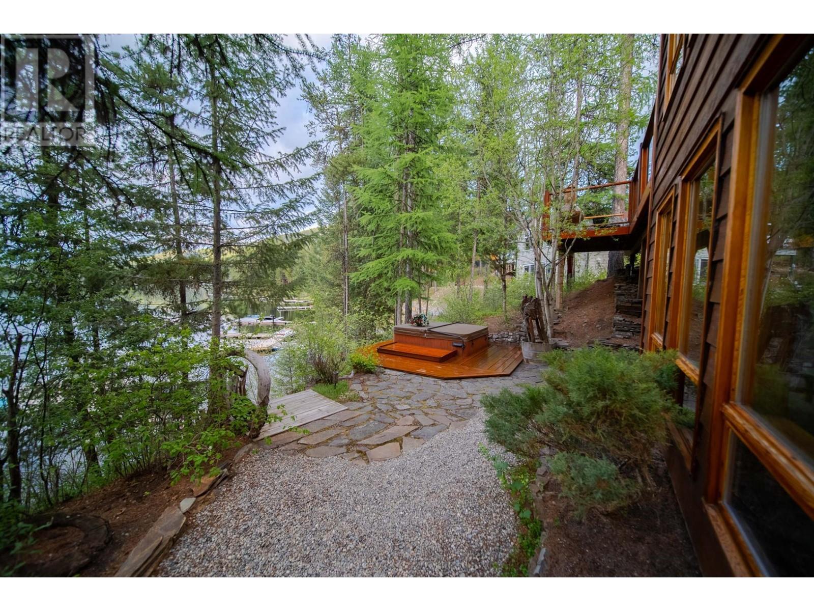 3023 Westside Road, Moyie, British Columbia  V0B 2A0 - Photo 59 - 10327692