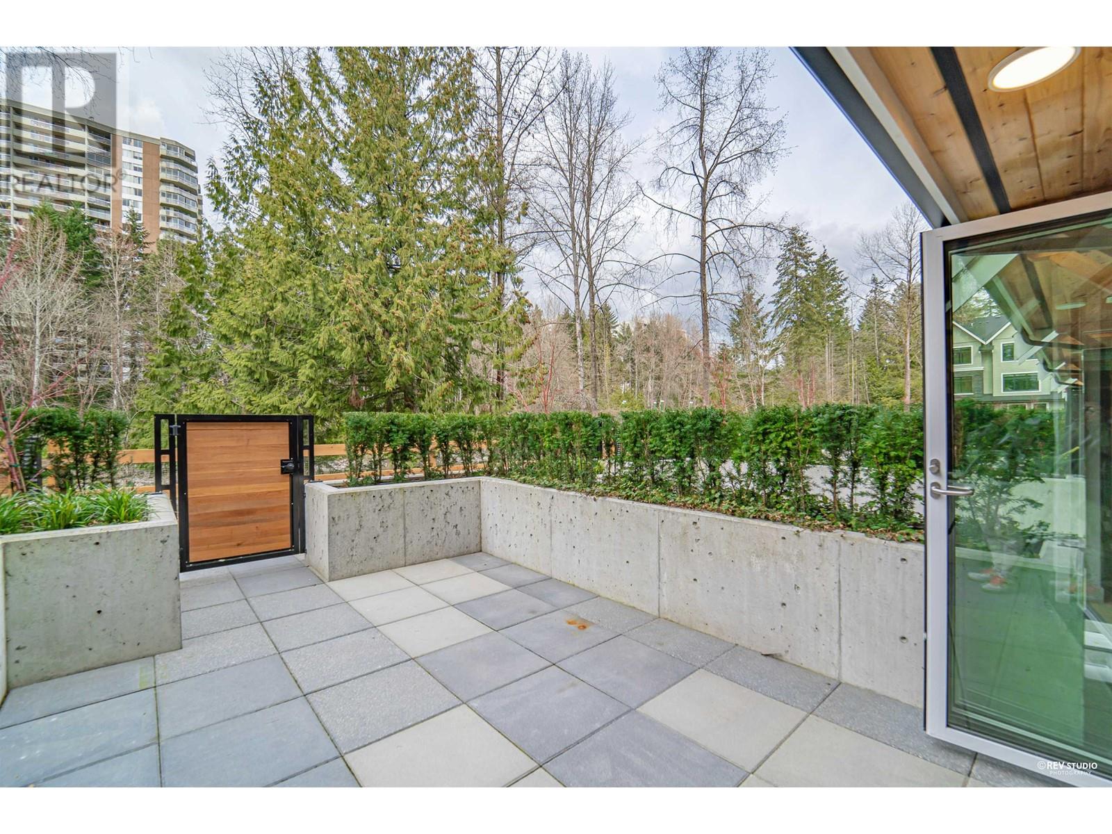 Listing Picture 25 of 30 : 7 1960 GLENAIRE DRIVE, Vancouver / 溫哥華 - 魯藝地產 Yvonne Lu Group - MLS Medallion Club Member