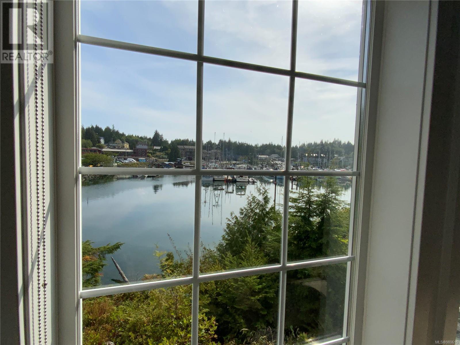 Property at 802 1971 Harbour Dr image 1