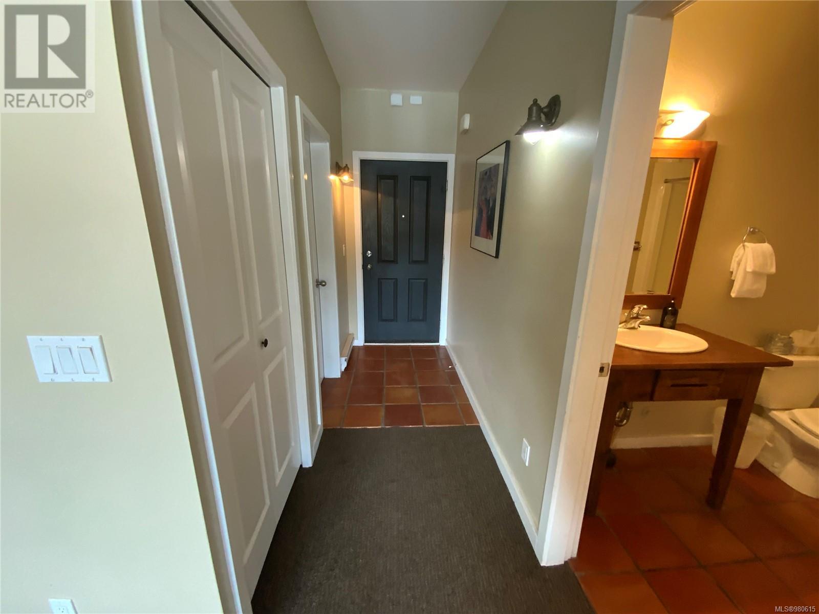 802 1971 Harbour Dr, Ucluelet, British Columbia  V0R 3A0 - Photo 11 - 980615