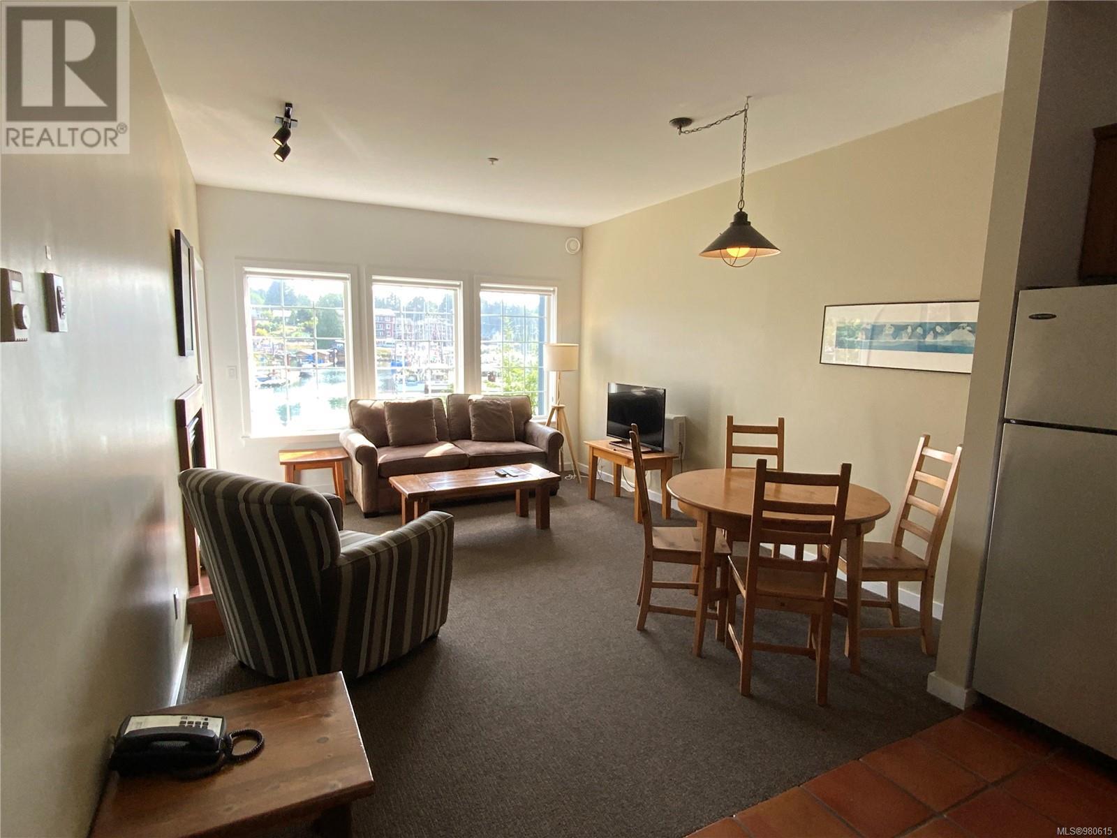 Property at 802 1971 Harbour Dr image 2
