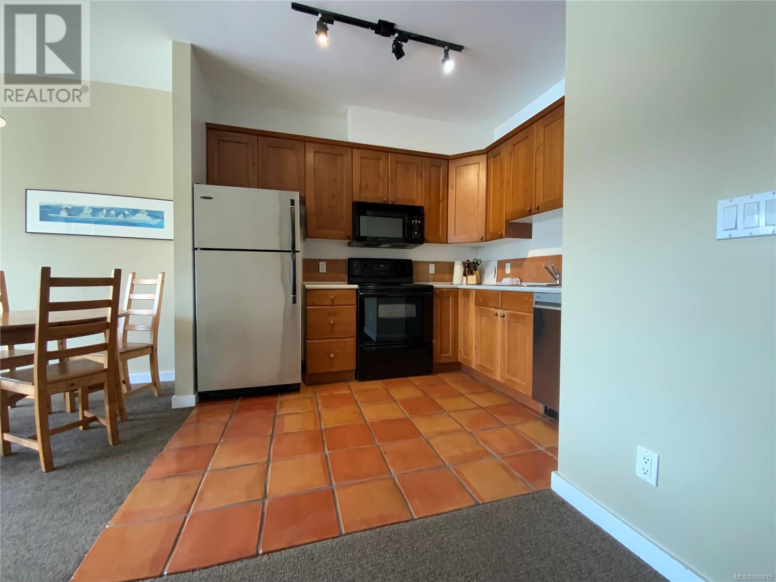 Property at 802 1971 Harbour Dr image 4