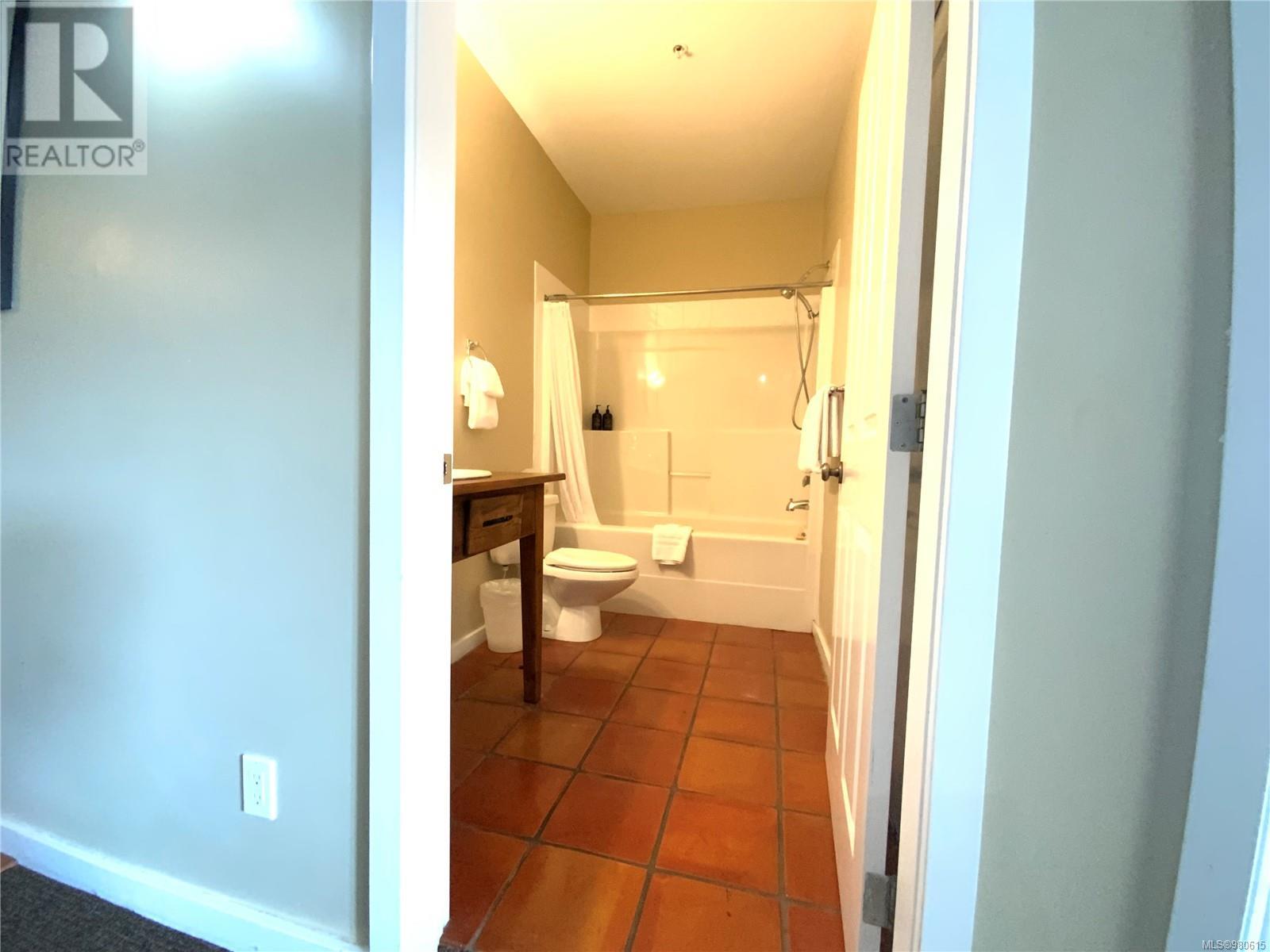 802 1971 Harbour Dr, Ucluelet, British Columbia  V0R 3A0 - Photo 7 - 980615