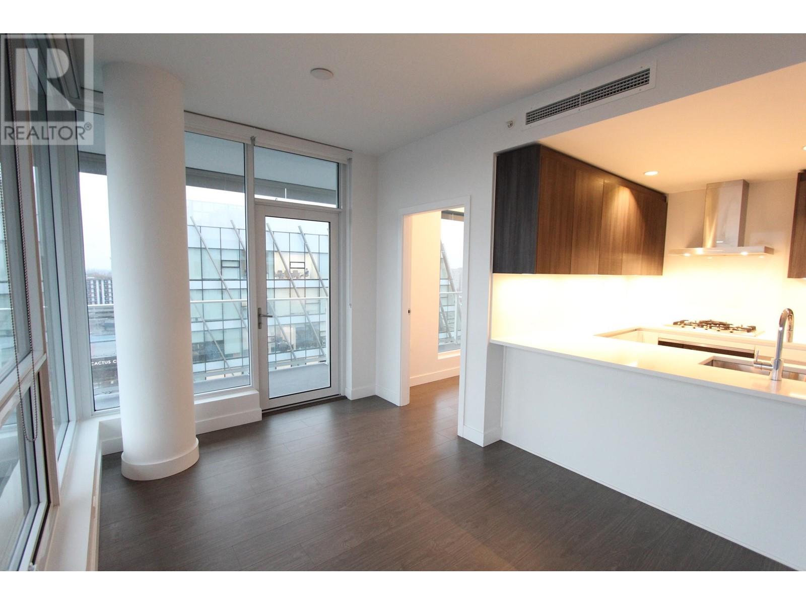 Listing Picture 6 of 23 : 1403 8133 COOK ROAD, Richmond / 烈治文 - 魯藝地產 Yvonne Lu Group - MLS Medallion Club Member