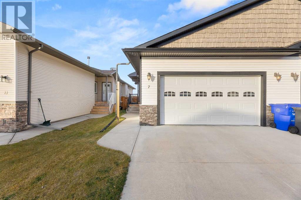 7 Violet Close, Olds, Alberta  T4H 0E4 - Photo 31 - A2178458