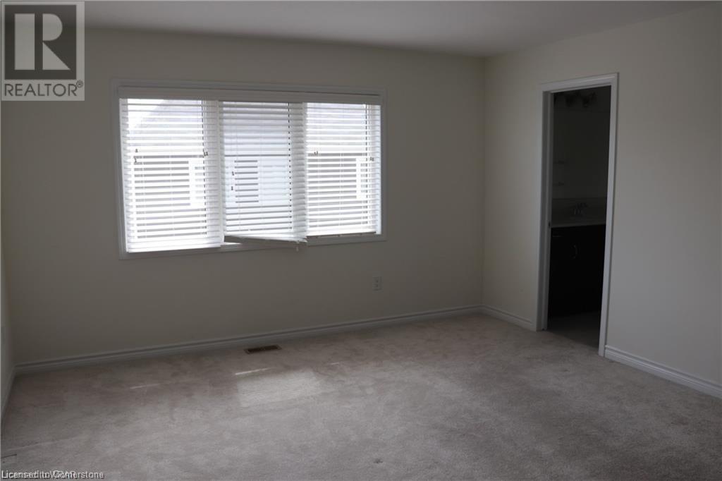 383 Grovehill Crescent, Kitchener, Ontario  N2R 0K9 - Photo 10 - 40677041
