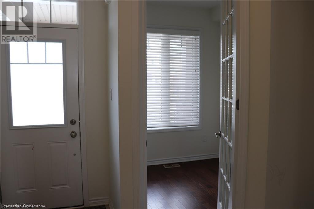383 Grovehill Crescent, Kitchener, Ontario  N2R 0K9 - Photo 3 - 40677041