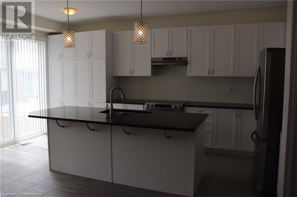 383 Grovehill Crescent, Kitchener, Ontario  N2R 0K9 - Photo 7 - 40677041