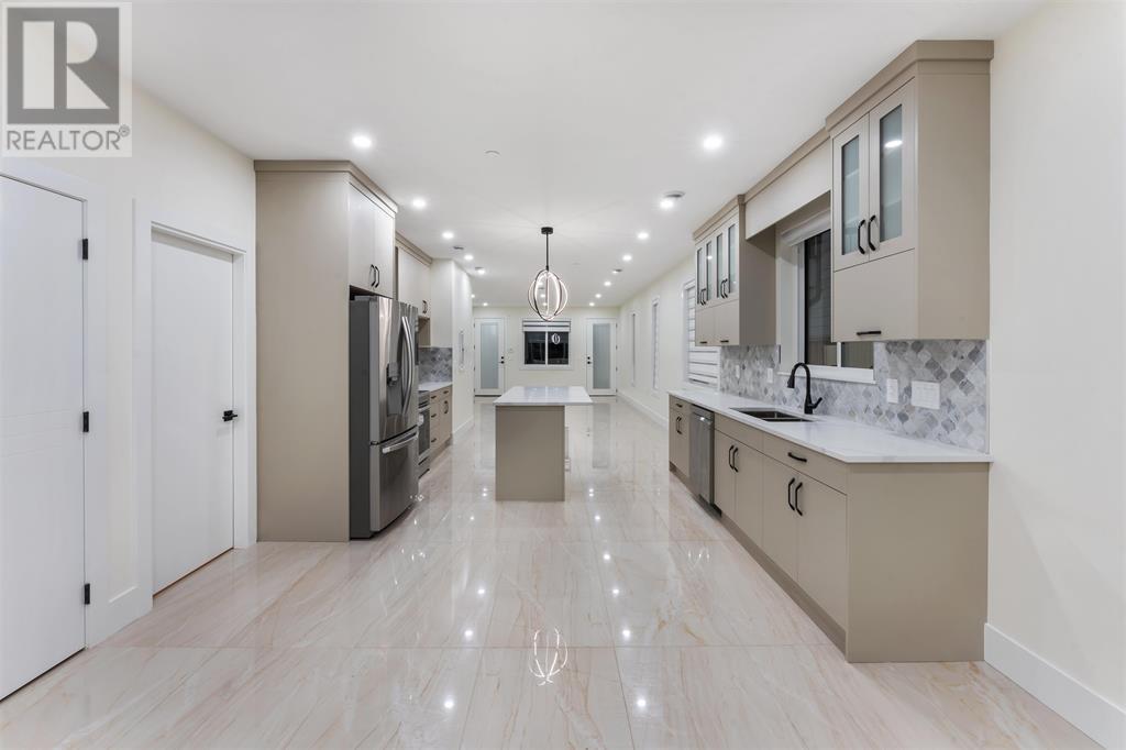 Listing Picture 11 of 13 : 7329 ETHEL AVENUE, Burnaby / 本拿比 - 魯藝地產 Yvonne Lu Group - MLS Medallion Club Member