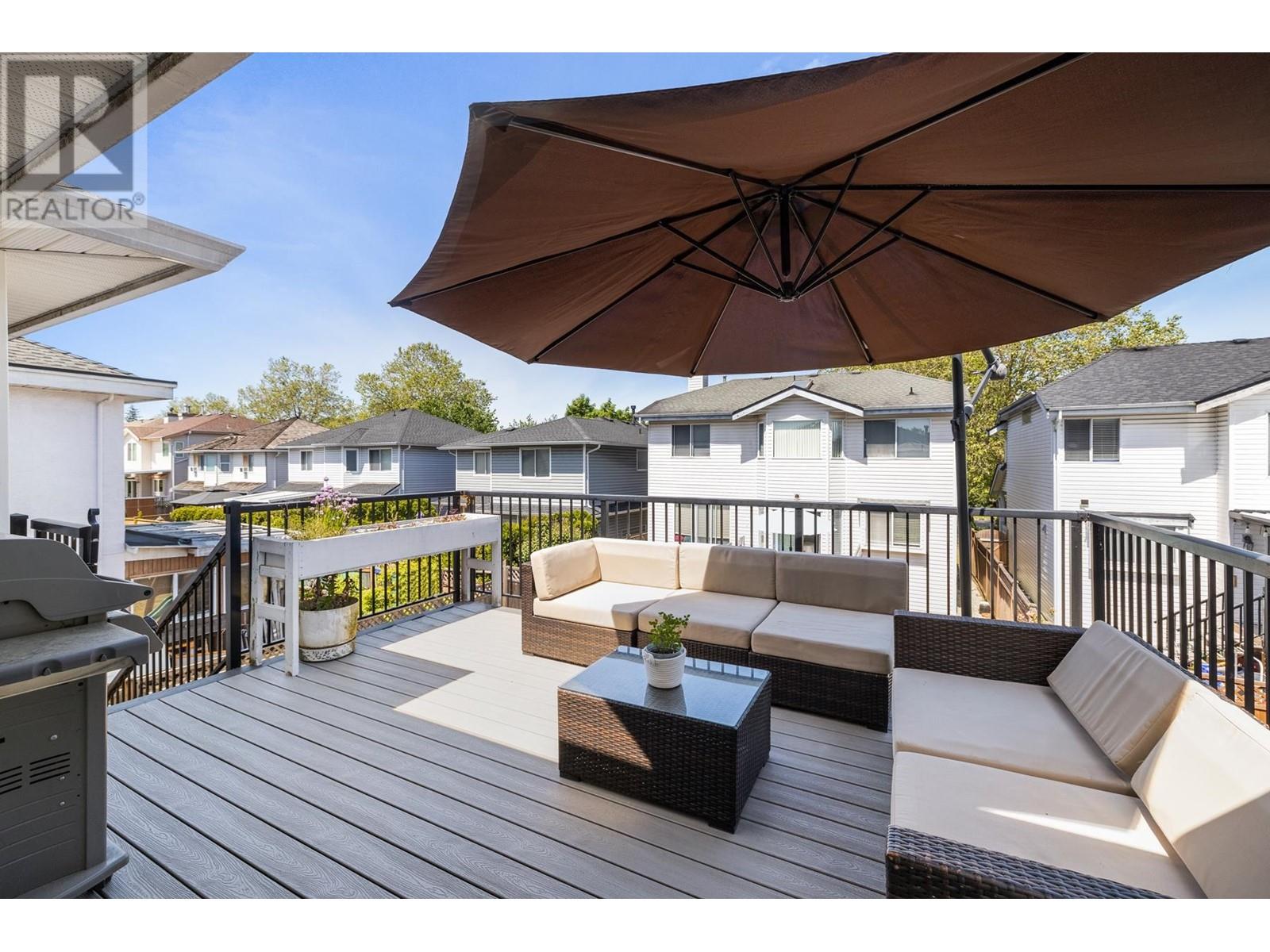 Listing Picture 10 of 23 : 22111 GARRATT DRIVE, Richmond / 烈治文 - 魯藝地產 Yvonne Lu Group - MLS Medallion Club Member