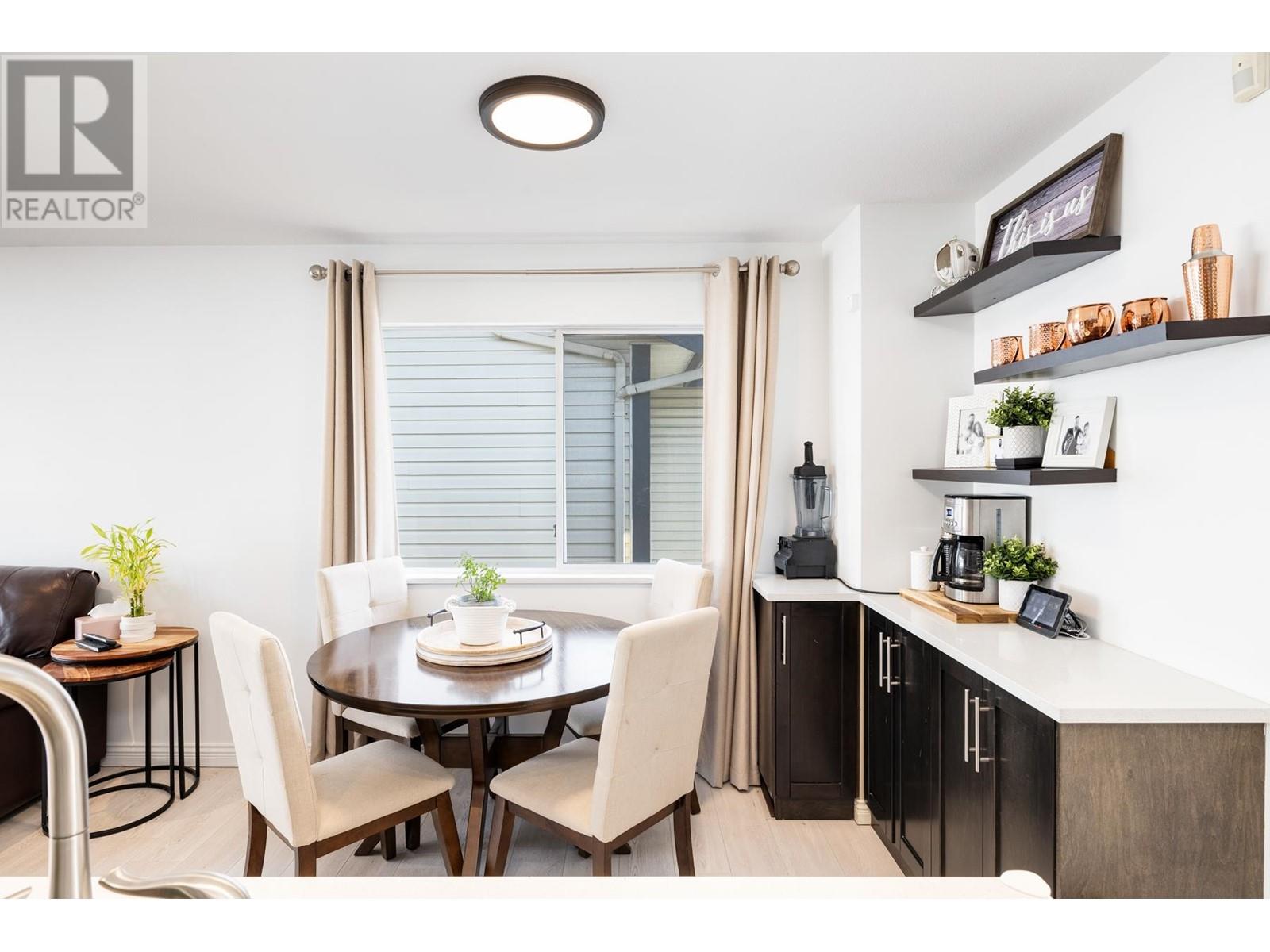 Listing Picture 9 of 23 : 22111 GARRATT DRIVE, Richmond / 烈治文 - 魯藝地產 Yvonne Lu Group - MLS Medallion Club Member
