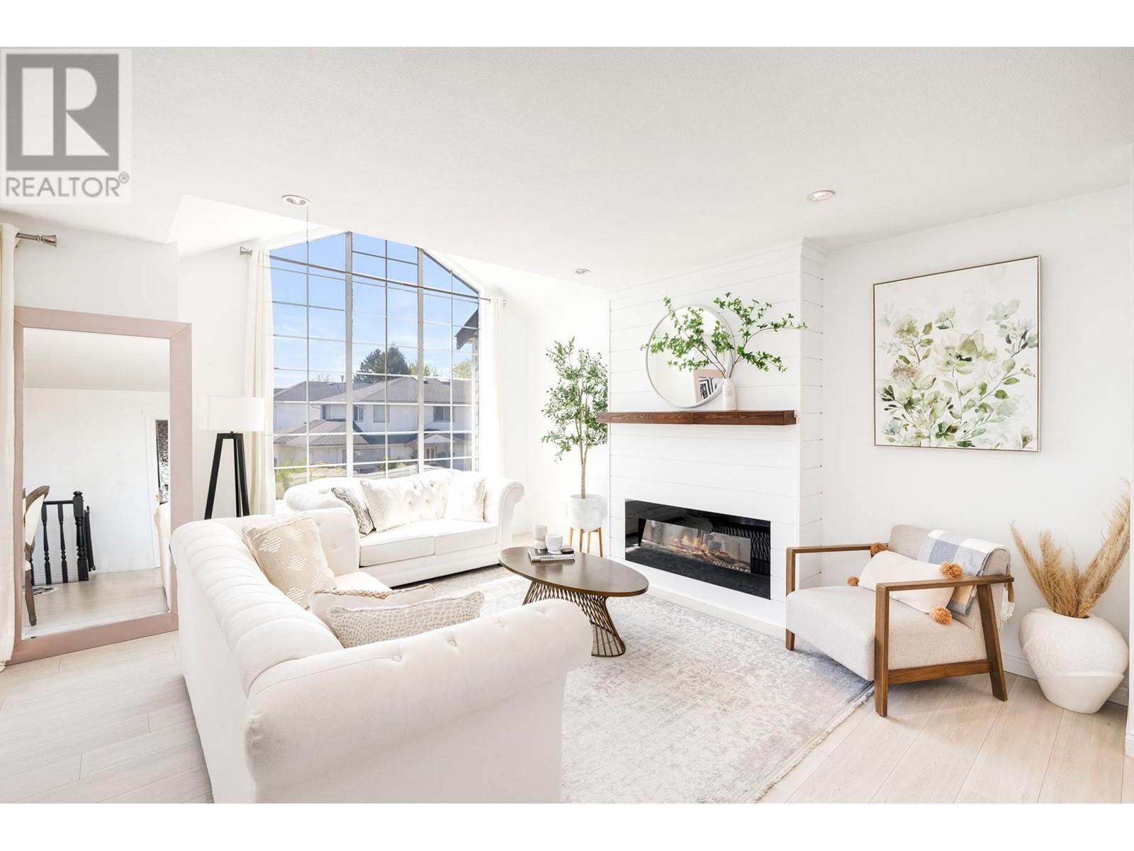Listing Picture 6 of 23 : 22111 GARRATT DRIVE, Richmond / 烈治文 - 魯藝地產 Yvonne Lu Group - MLS Medallion Club Member