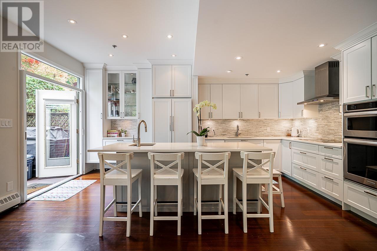6 5880 Hampton Place, Vancouver, British Columbia  V6T 2E9 - Photo 2 - R2944616