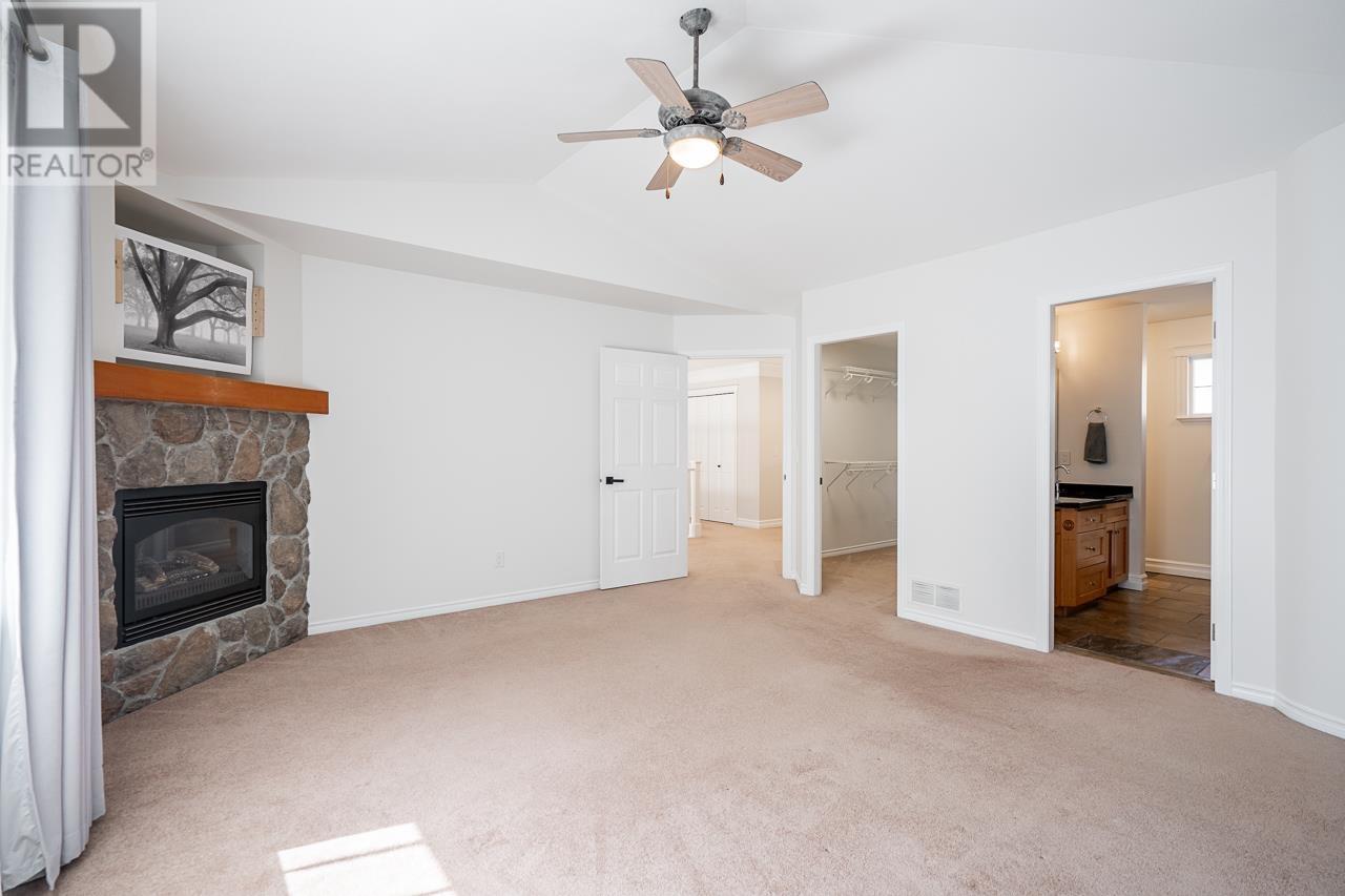 22758 Holyrood Avenue, Maple Ridge, British Columbia  V2X 6E7 - Photo 18 - R2944594