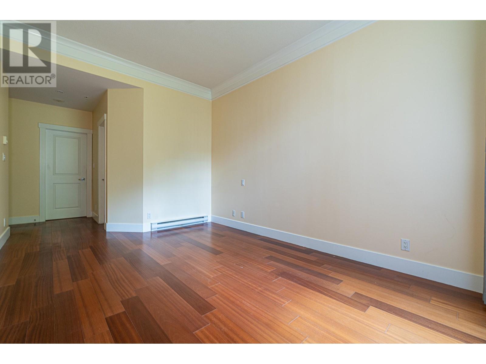 Listing Picture 17 of 33 : 106 4759 VALLEY DRIVE, Vancouver / 溫哥華 - 魯藝地產 Yvonne Lu Group - MLS Medallion Club Member