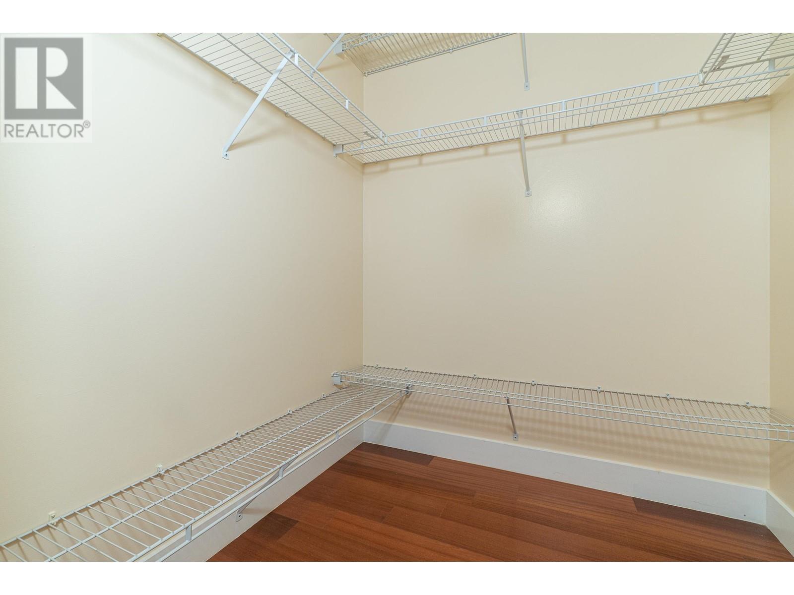 Listing Picture 16 of 33 : 106 4759 VALLEY DRIVE, Vancouver / 溫哥華 - 魯藝地產 Yvonne Lu Group - MLS Medallion Club Member