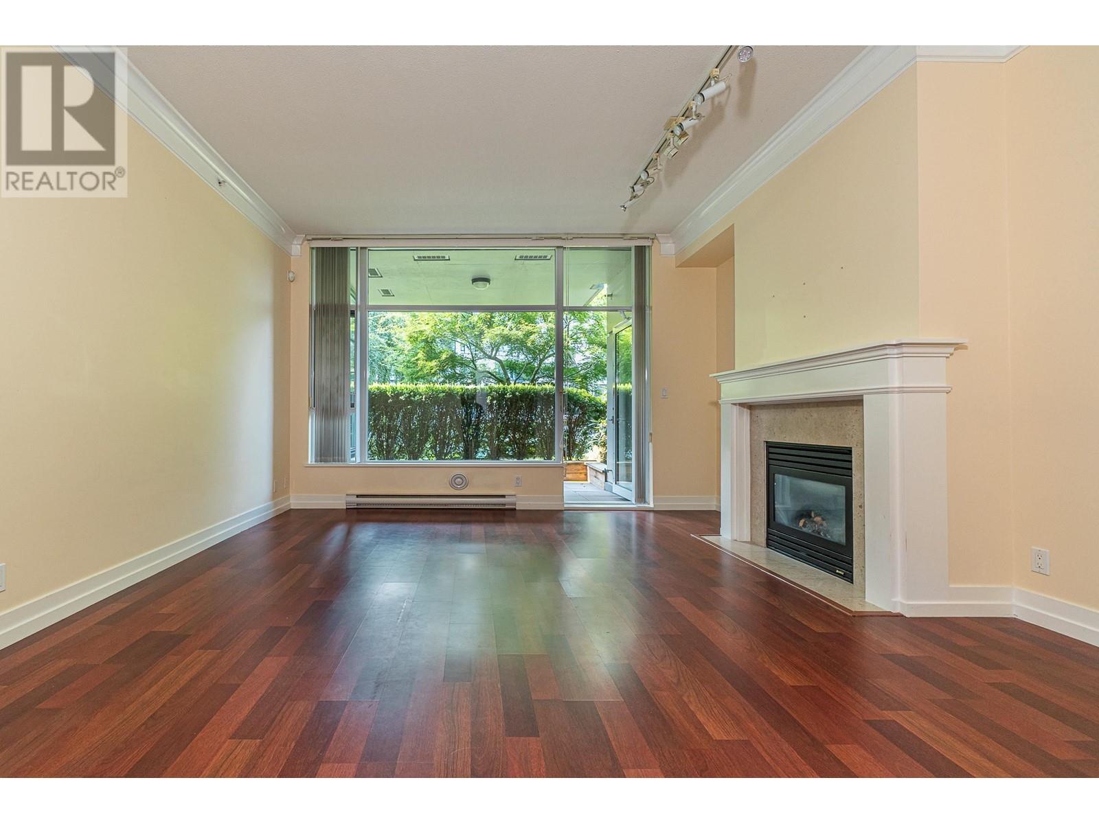 Listing Picture 8 of 33 : 106 4759 VALLEY DRIVE, Vancouver / 溫哥華 - 魯藝地產 Yvonne Lu Group - MLS Medallion Club Member