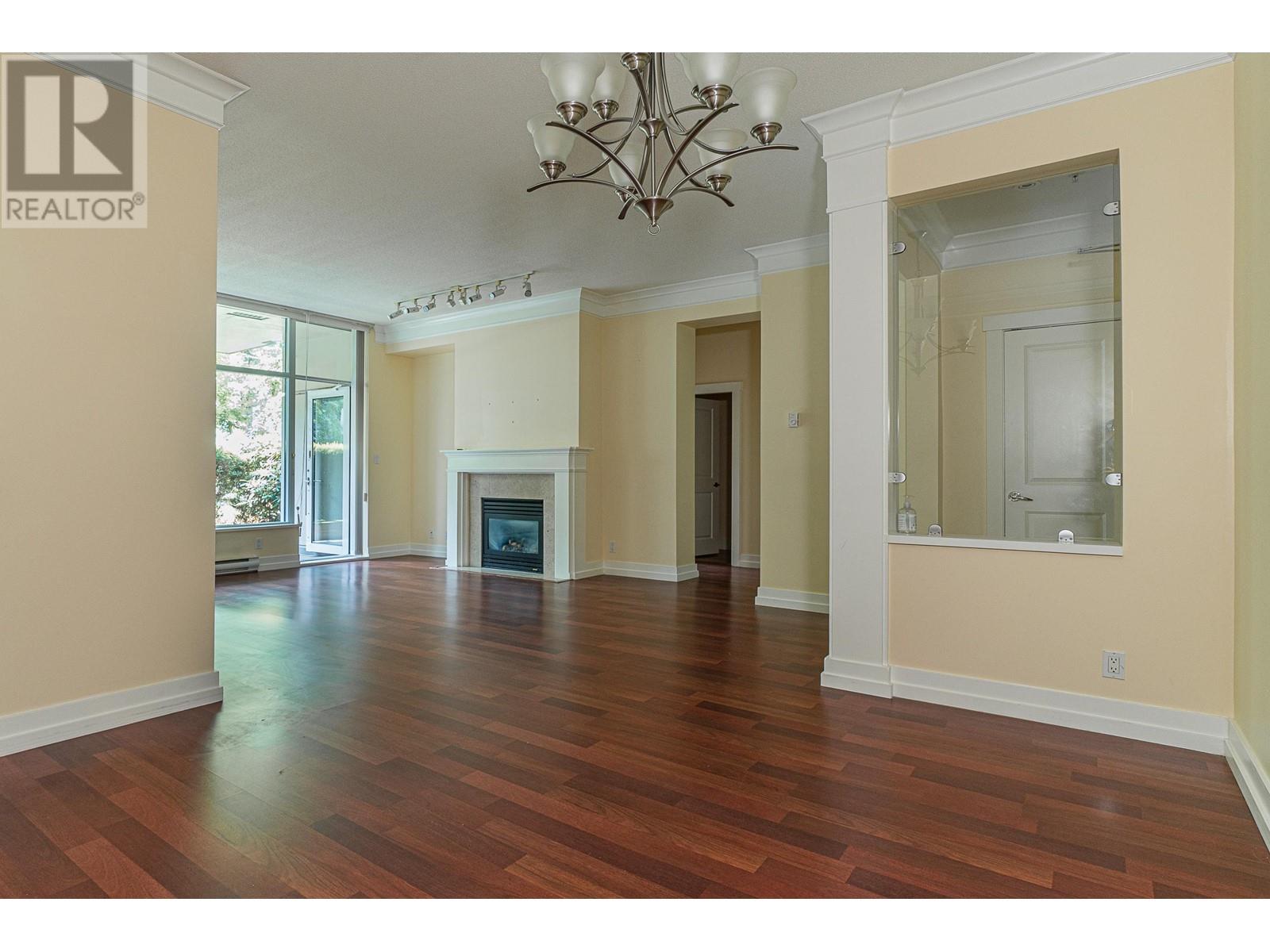 Listing Picture 5 of 33 : 106 4759 VALLEY DRIVE, Vancouver / 溫哥華 - 魯藝地產 Yvonne Lu Group - MLS Medallion Club Member