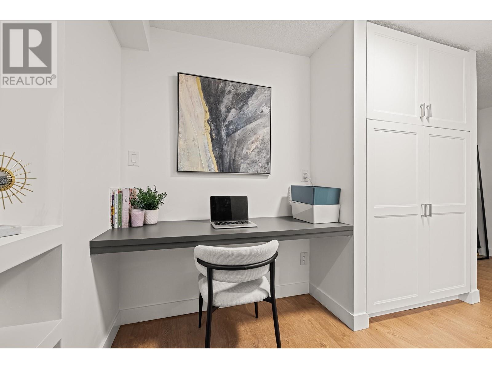 Listing Picture 9 of 35 : 603 3737 BARTLETT COURT, Burnaby / 本拿比 - 魯藝地產 Yvonne Lu Group - MLS Medallion Club Member