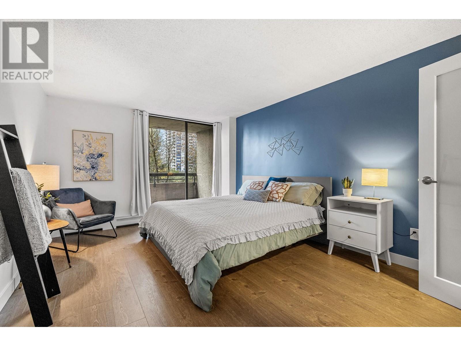 Listing Picture 10 of 35 : 603 3737 BARTLETT COURT, Burnaby / 本拿比 - 魯藝地產 Yvonne Lu Group - MLS Medallion Club Member