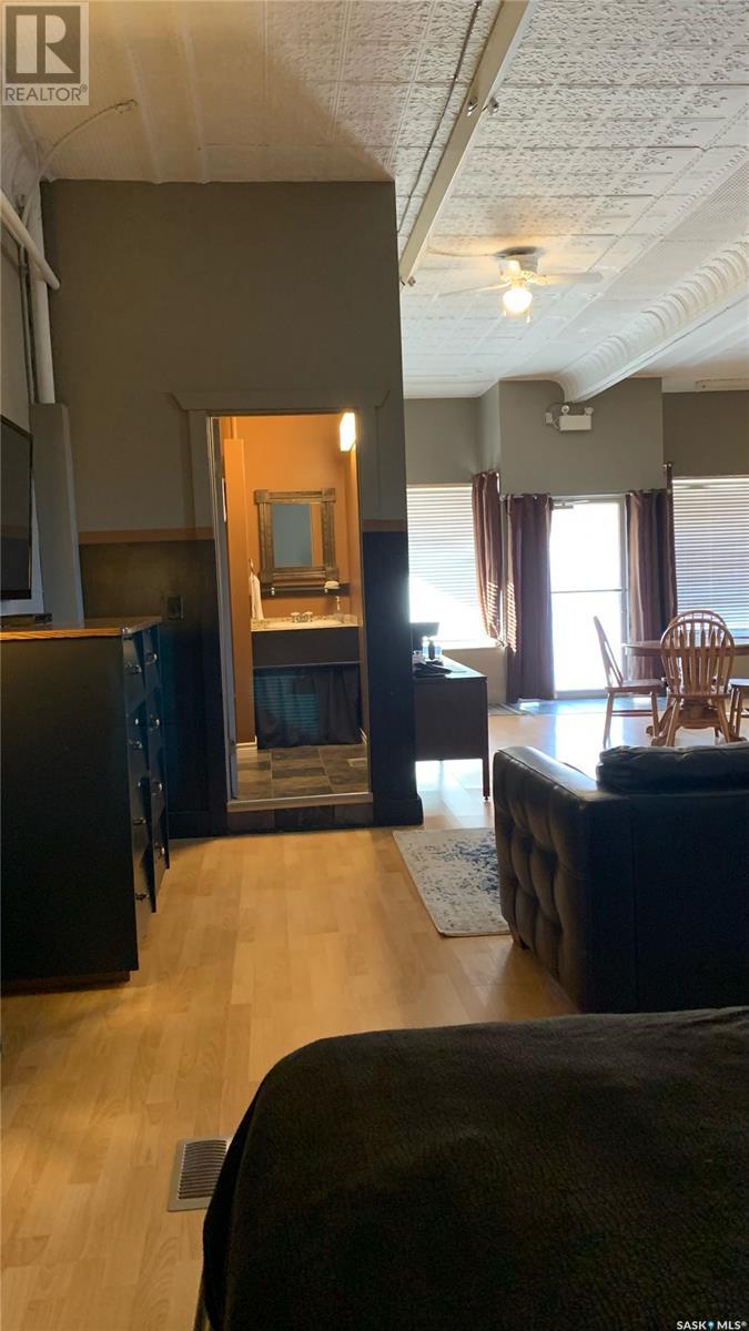 1391 Conrad Avenue, Gull Lake, Saskatchewan  S0N 1A0 - Photo 23 - SK987334