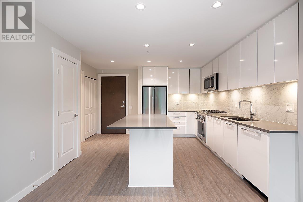 210 2663 Library Lane, North Vancouver, British Columbia  V7J 0C1 - Photo 10 - R2944327